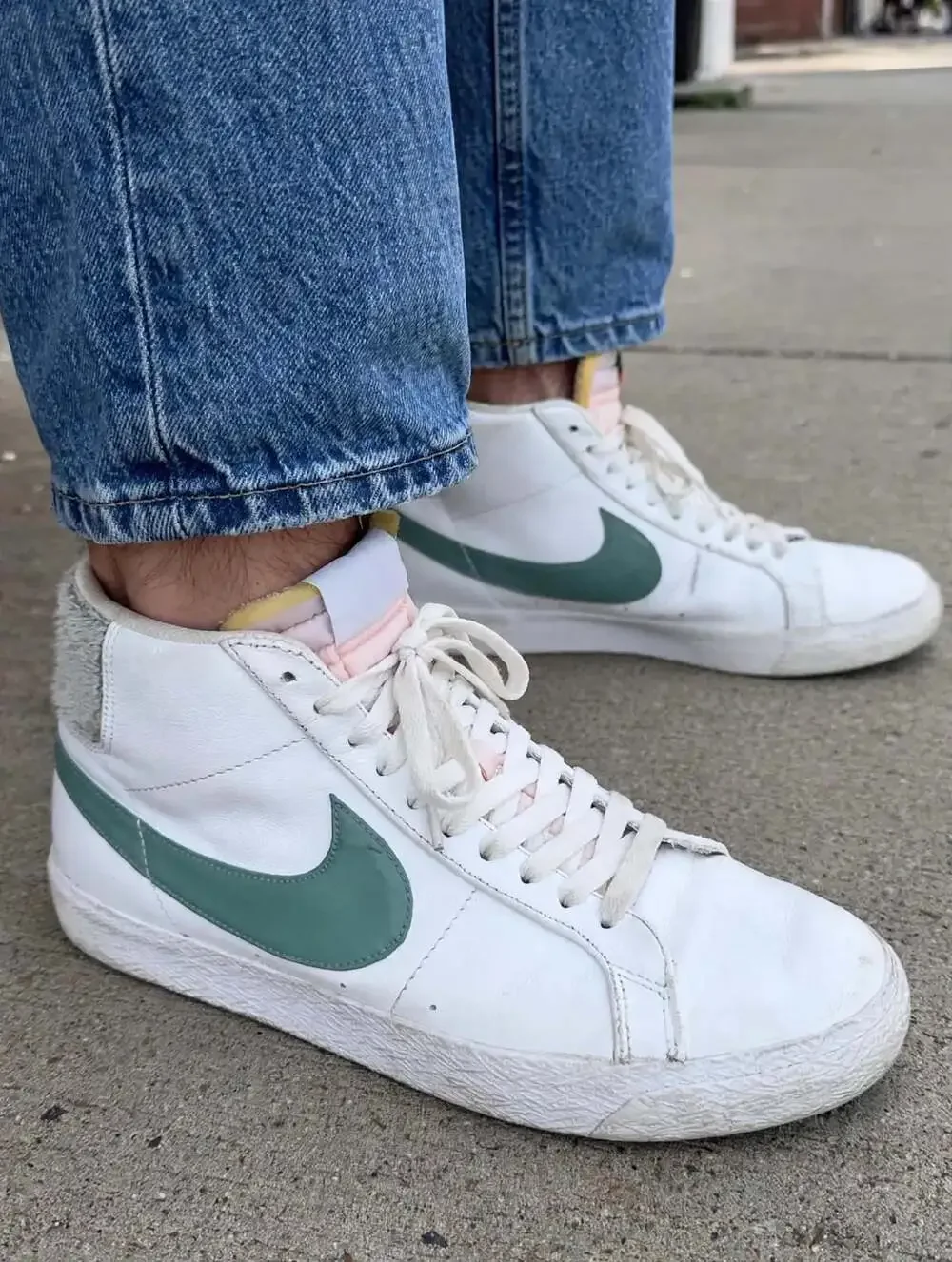 Nike SB Zoom Blazer Mid Premium 'Bicoastal Green' Sneakers (CJ6983-100)